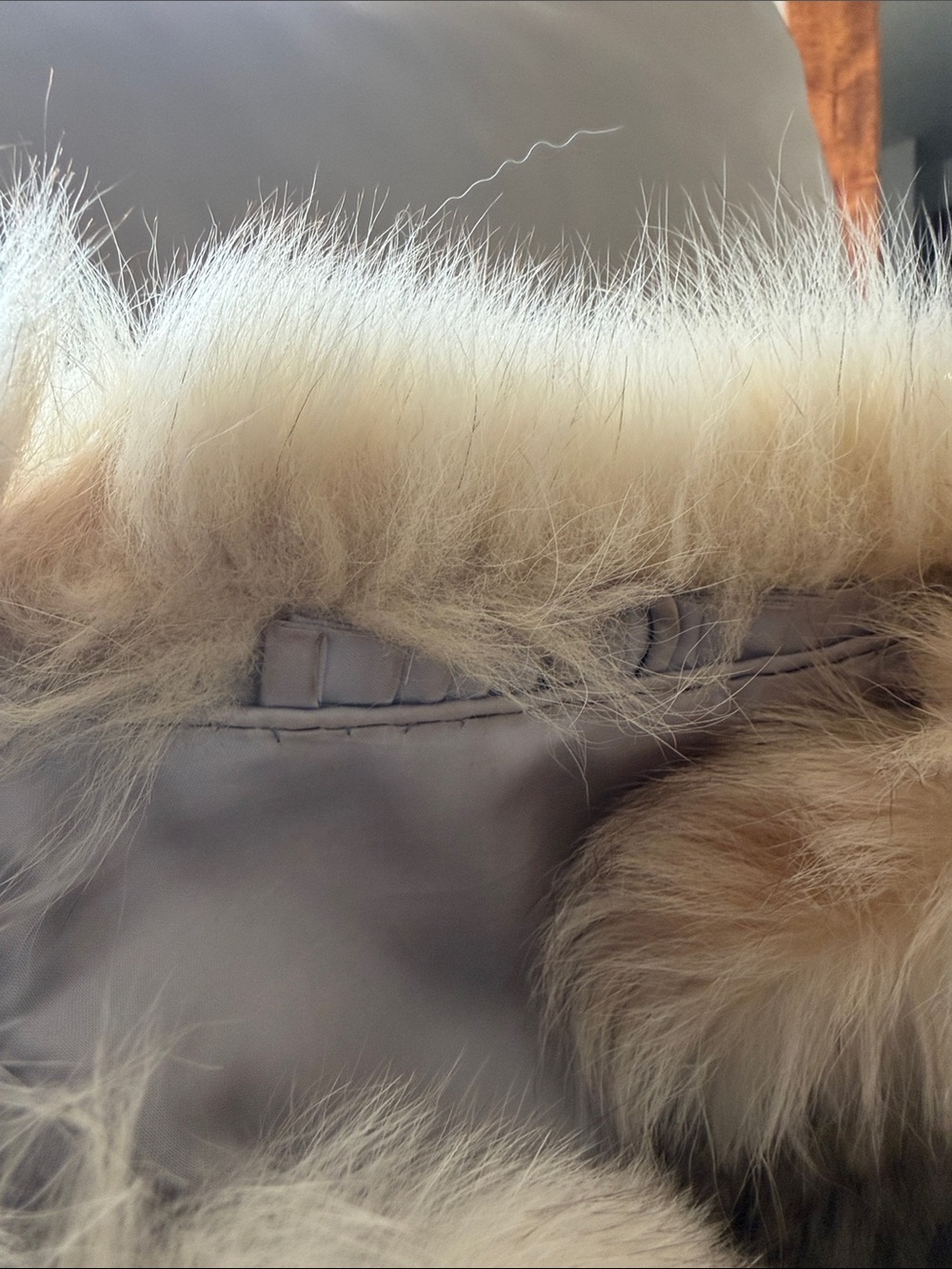 VTG ivory fox fur coat✨ - Picture 7 of 7